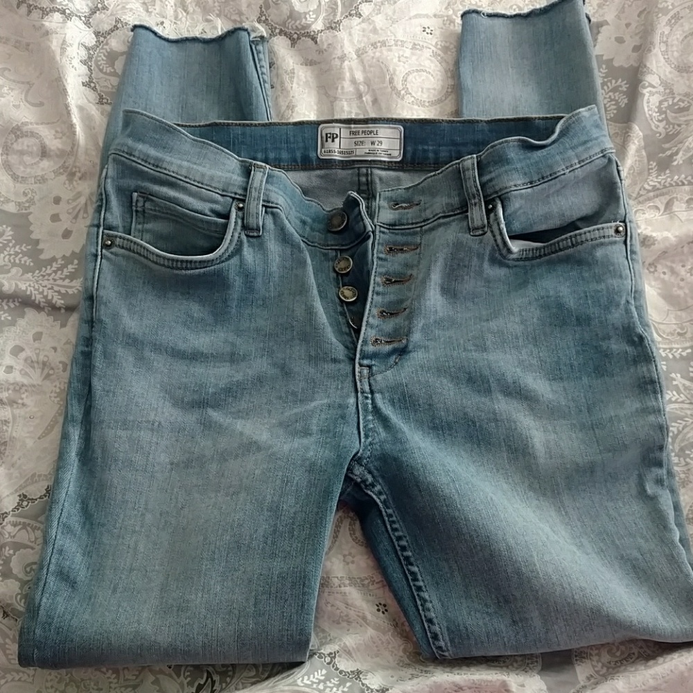 Free People Reagan Raw Hem Jeans 29